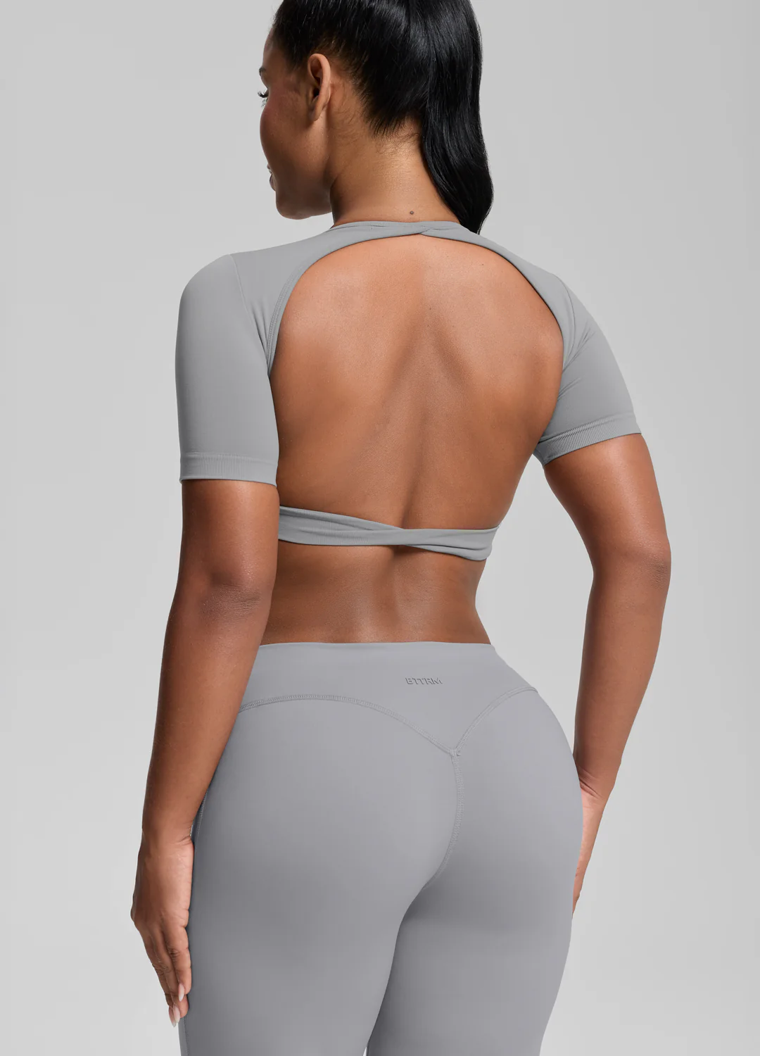 Ultrasculpt Crew Neckline Backless Removable Bra Cups Seamless Crop Top - Image 4