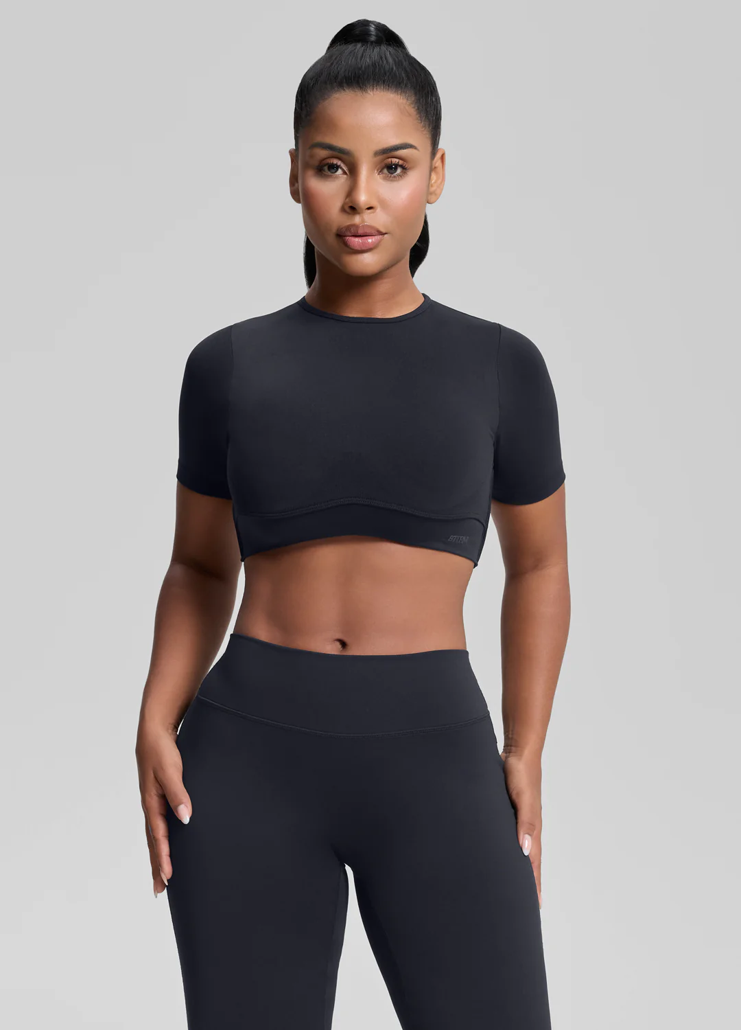 Ultrasculpt Crew Neckline Backless Removable Bra Cups Seamless Crop Top - Image 2