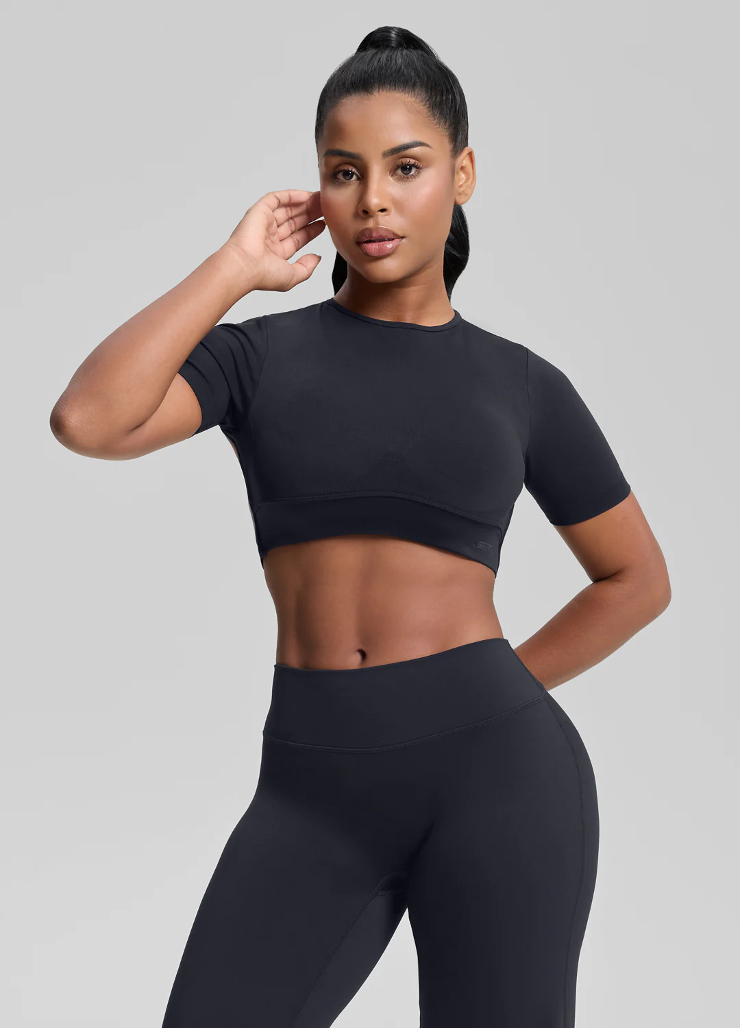 Ultrasculpt Crew Neckline Backless Removable Bra Cups Seamless Crop Top - Image 5