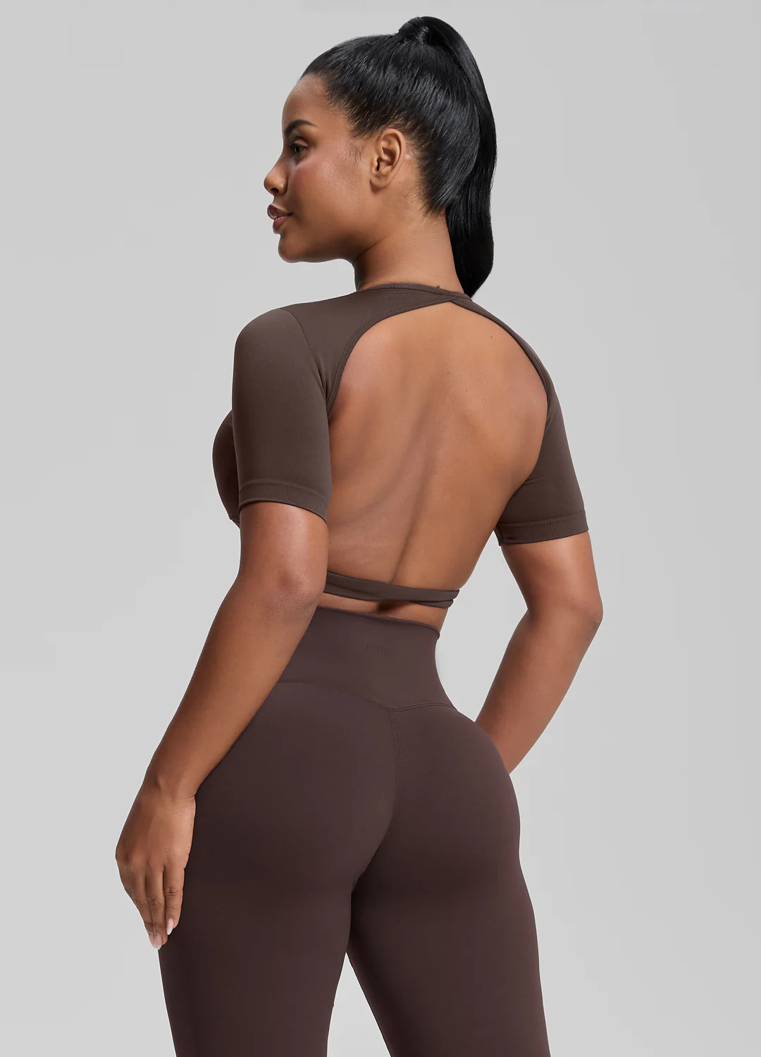 Ultrasculpt Crew Neckline Backless Removable Bra Cups Seamless Crop Top - Image 3