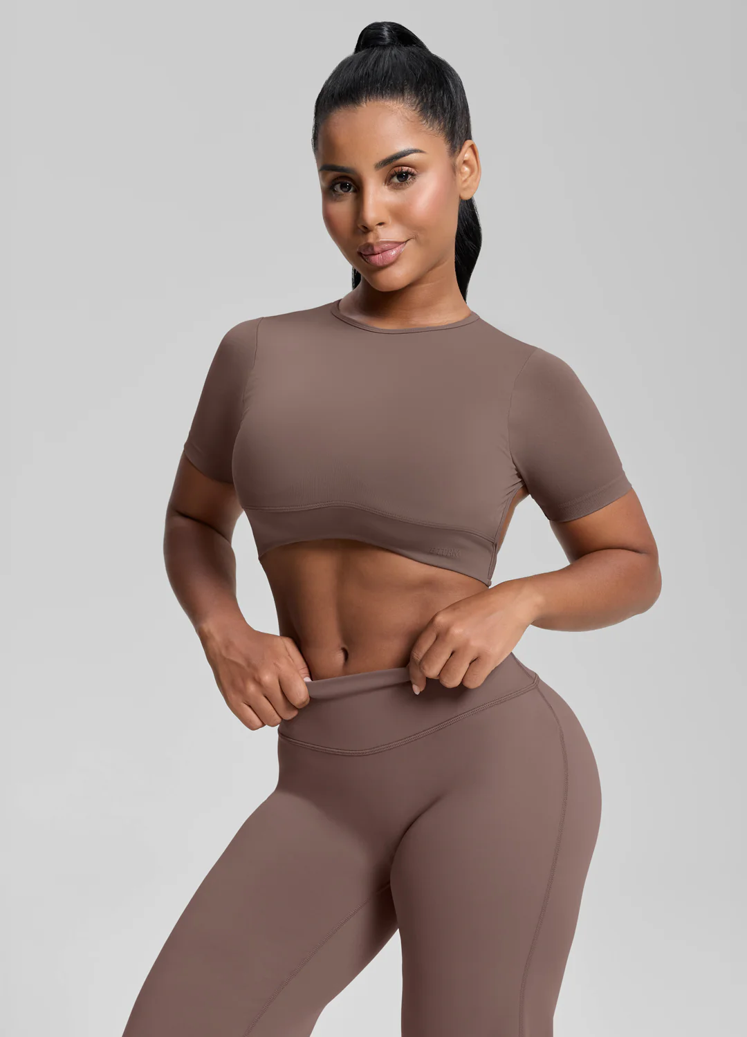 Ultrasculpt Crew Neckline Backless Removable Bra Cups Seamless Crop Top - Image 3