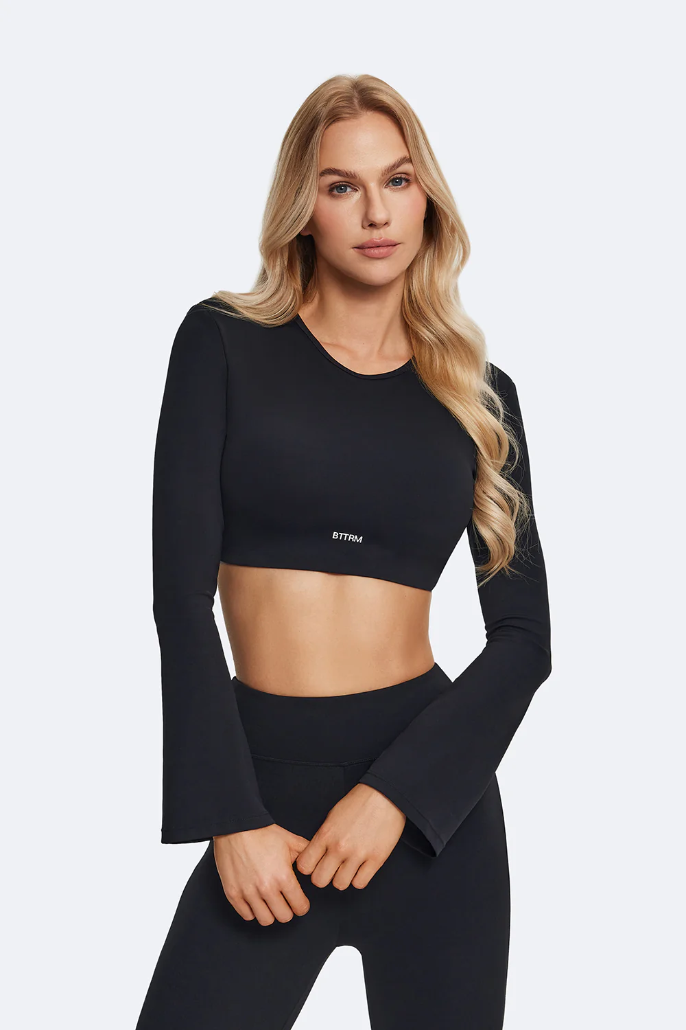 Backless Full-Sleeve Crop Top - Image 3