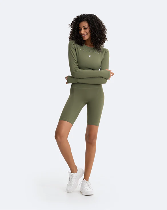 Cropped Long Sleeve | Creating Power Within - Image 6