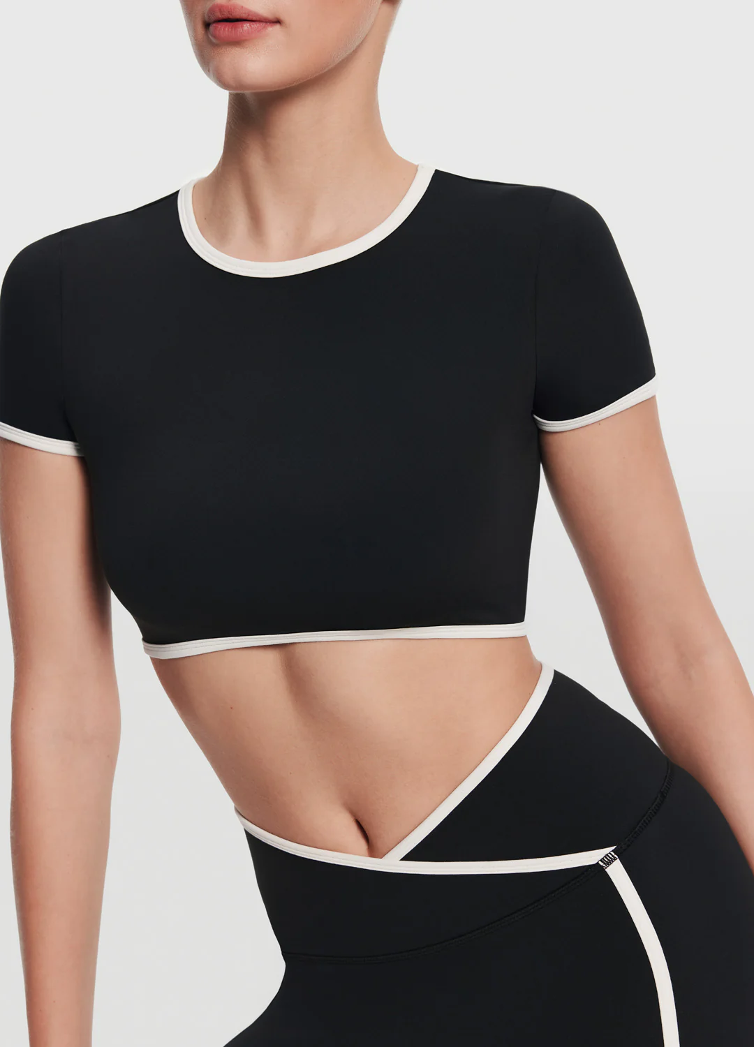 Casual Cropped T-Shirt - Image 4
