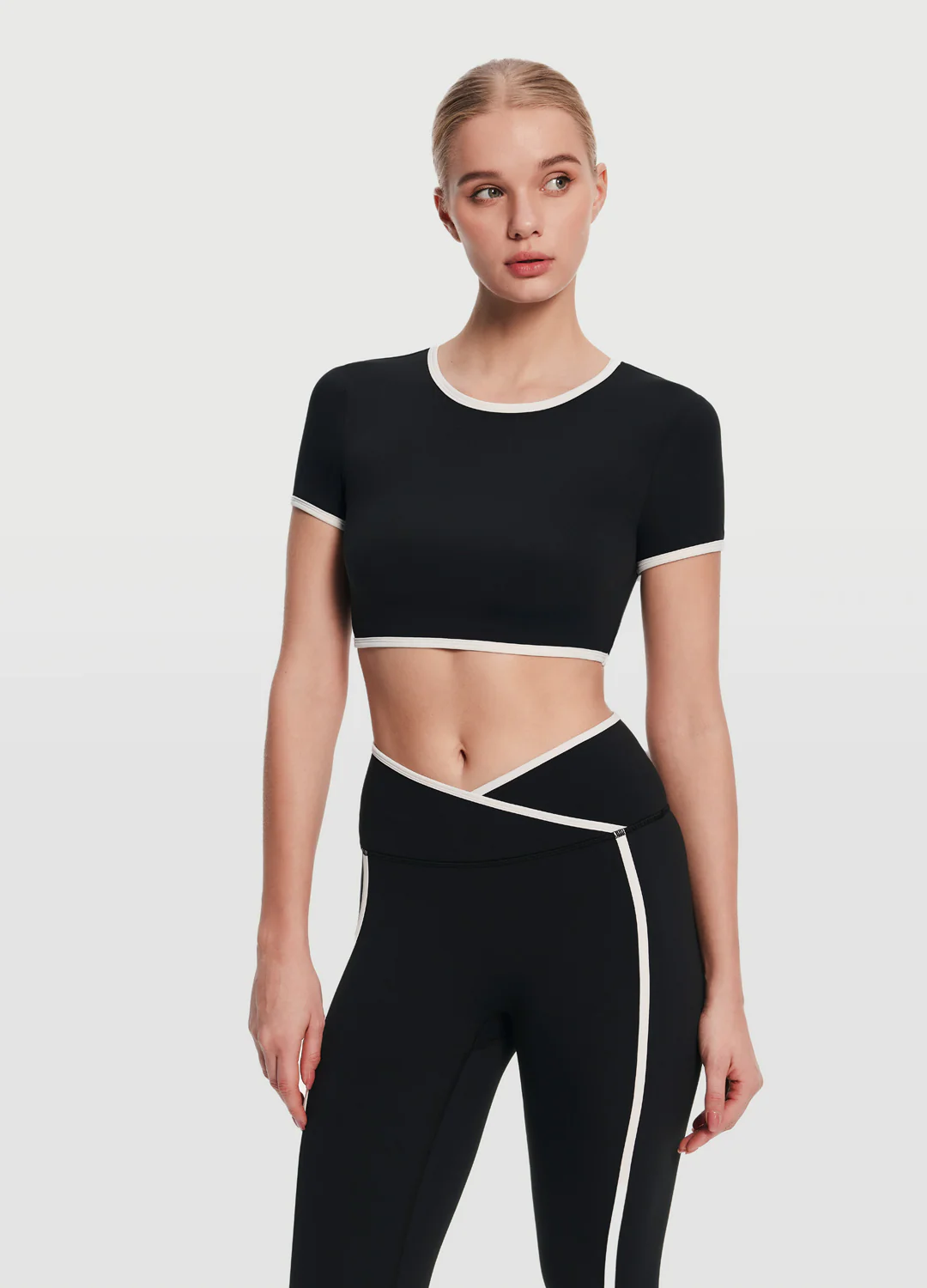 Casual Cropped T-Shirt - Image 5