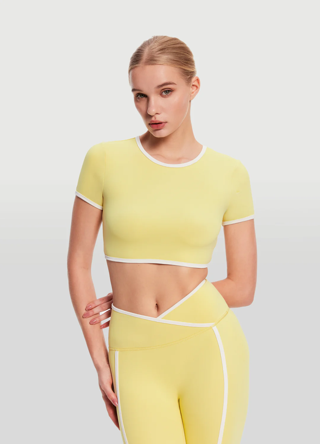Casual Cropped T-Shirt - Image 4