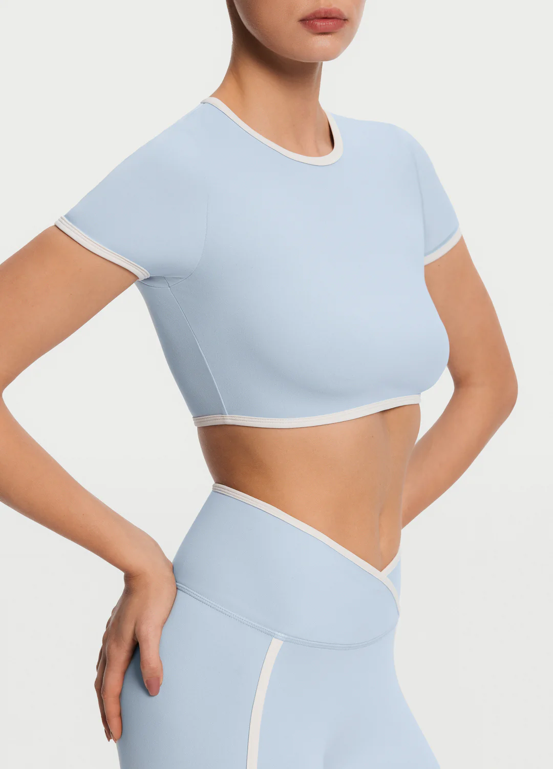 Casual Cropped T-Shirt - Image 4