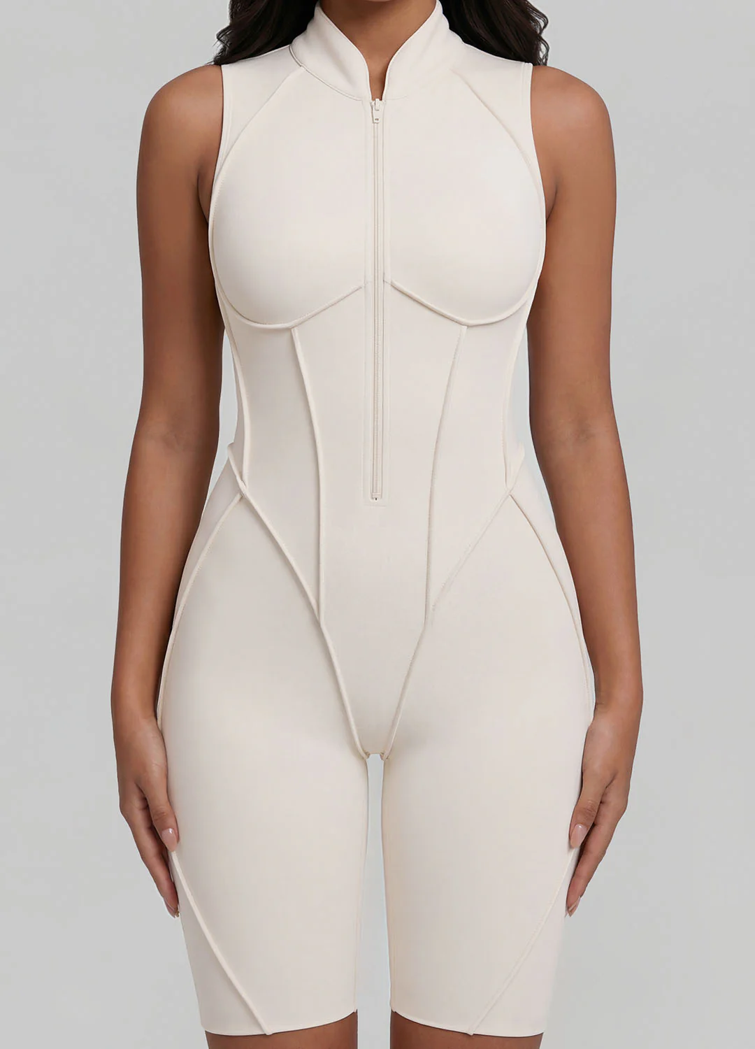 Closed-Back Sleeveless Shorts Catsuit - Image 3