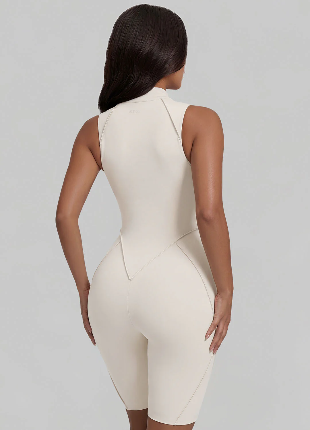 Closed-Back Sleeveless Shorts Catsuit - Image 6