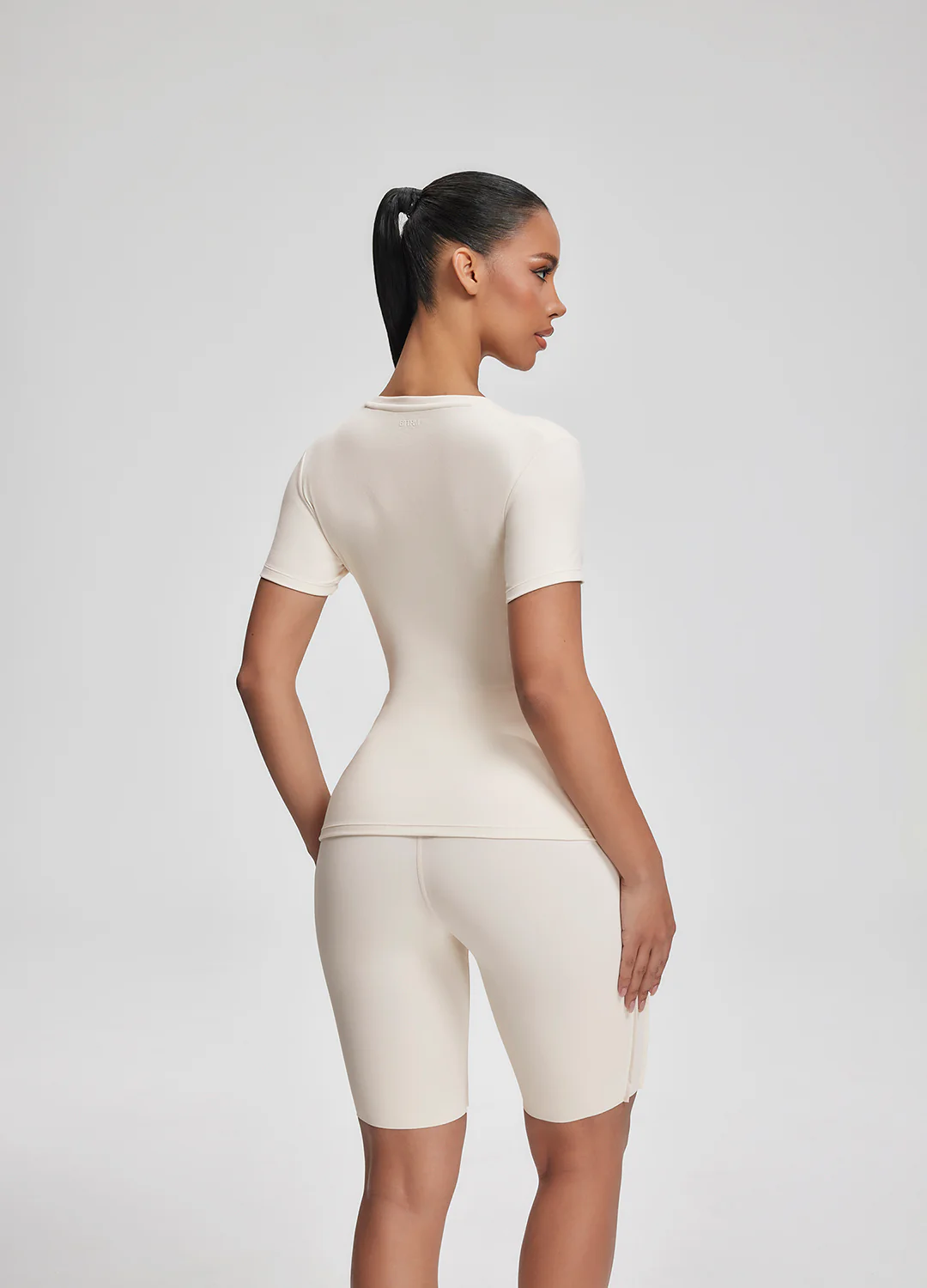 Contour Seam Everyday T-Shirt - Image 5