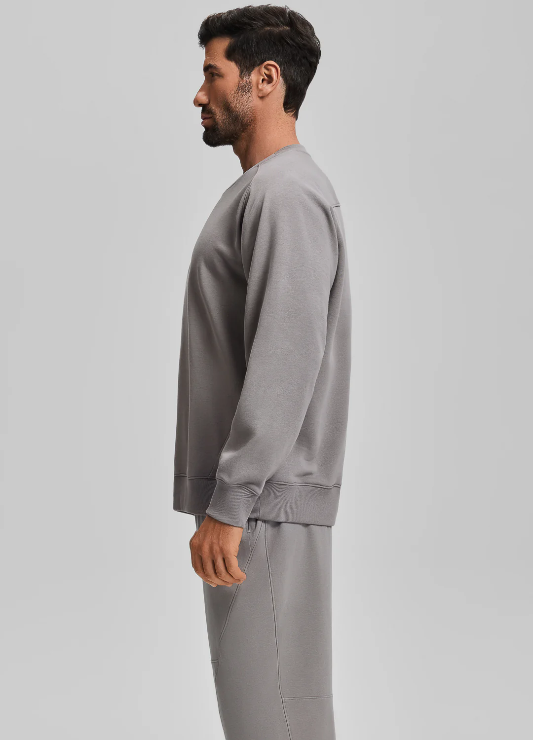 Essential Sweatshirt - Image 3