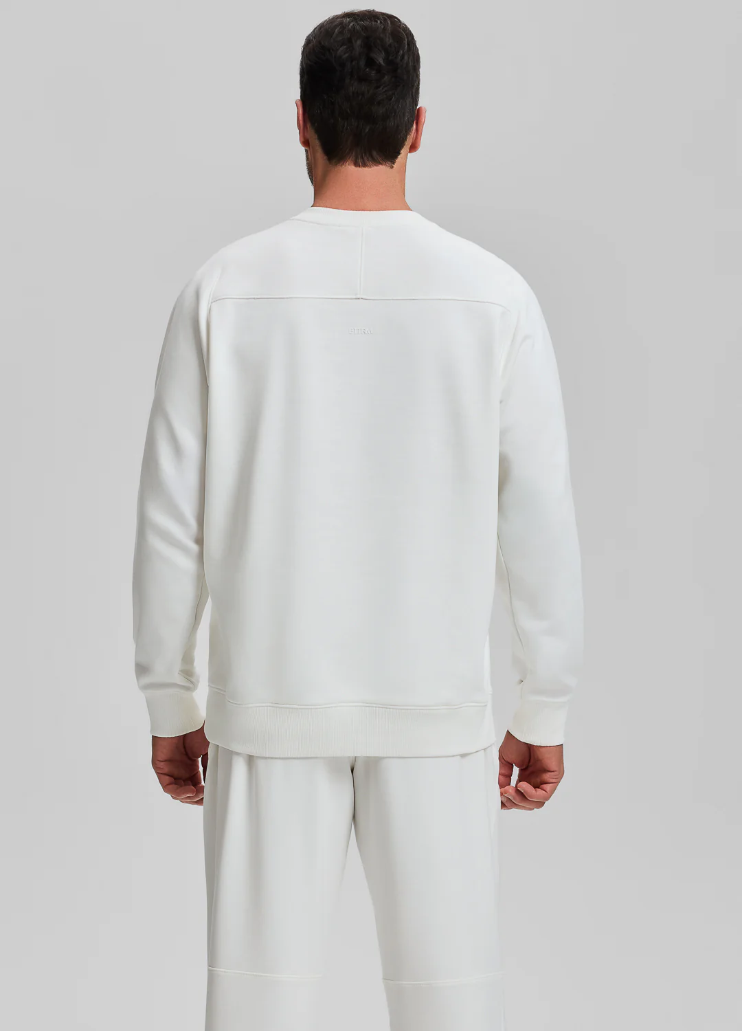 Essential Sweatshirt - Image 4