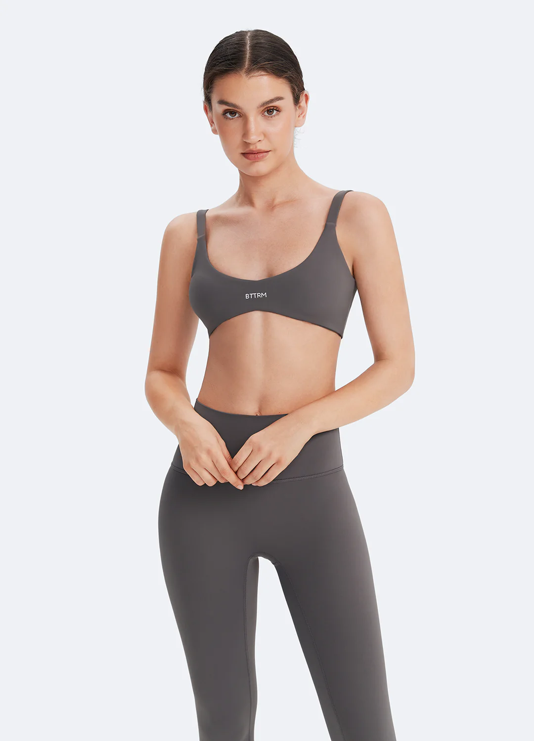 Form-Fitting Sports Bra - Image 2