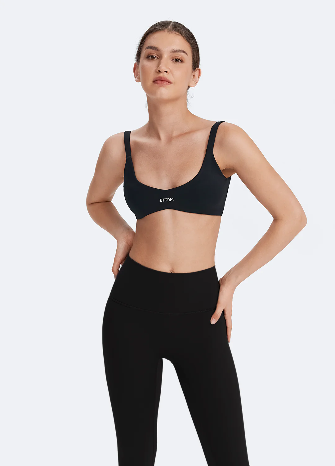 Form-Fitting Sports Bra - Image 2