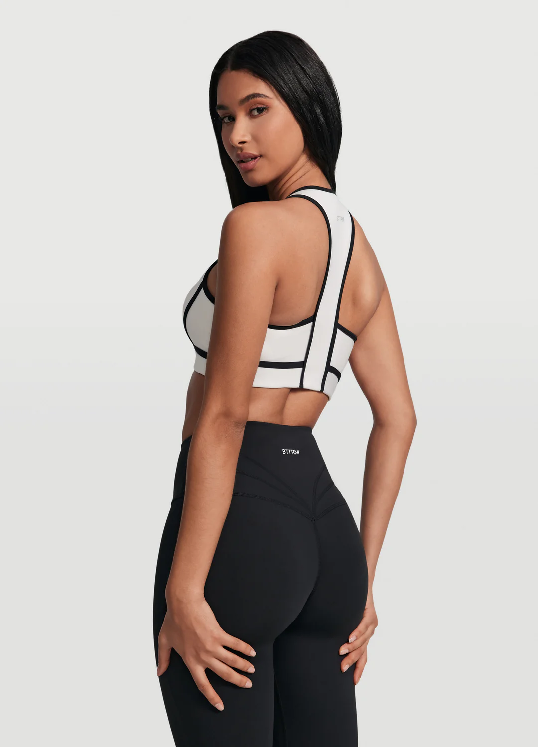 High-Waisted Foxy Flare Leggings - Image 3