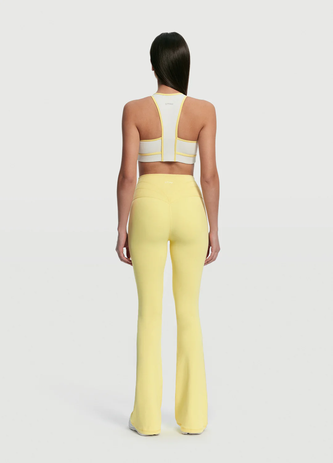 High-Waisted Foxy Flare Leggings - Image 3