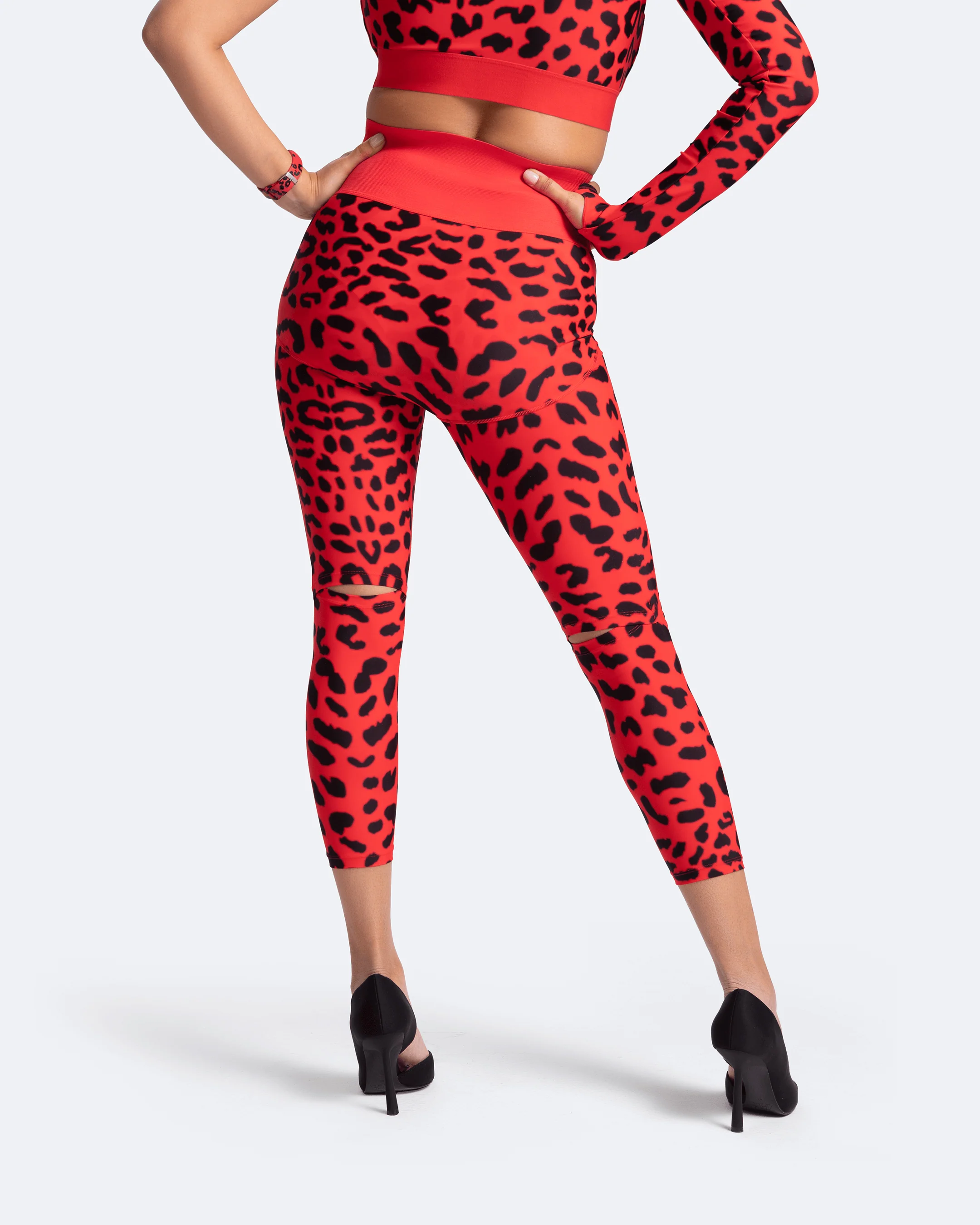 High-Rise Knee-Slit Leggings - Image 10