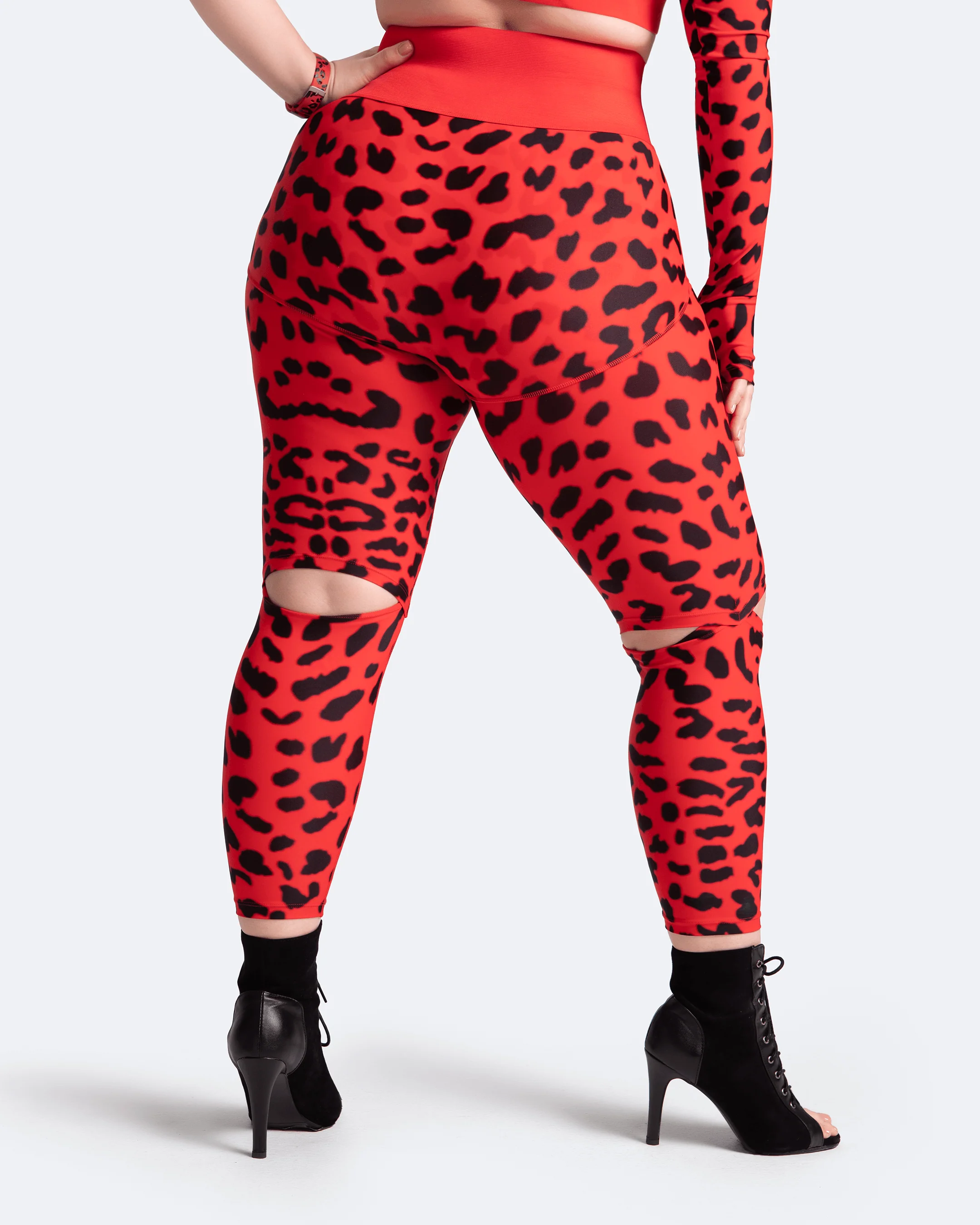 High-Rise Knee-Slit Leggings - Image 14