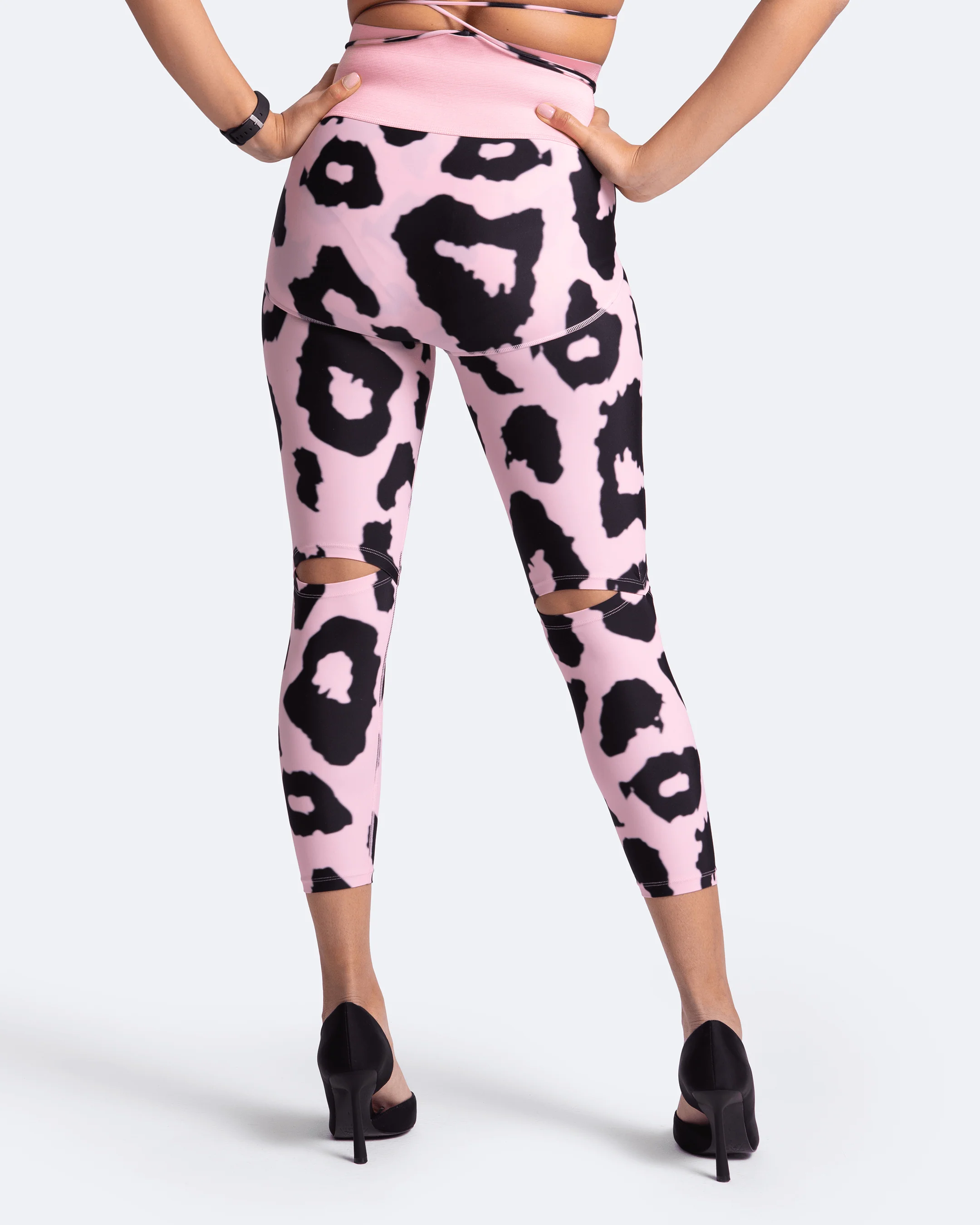 High-Rise Knee-Slit Leggings - Image 9