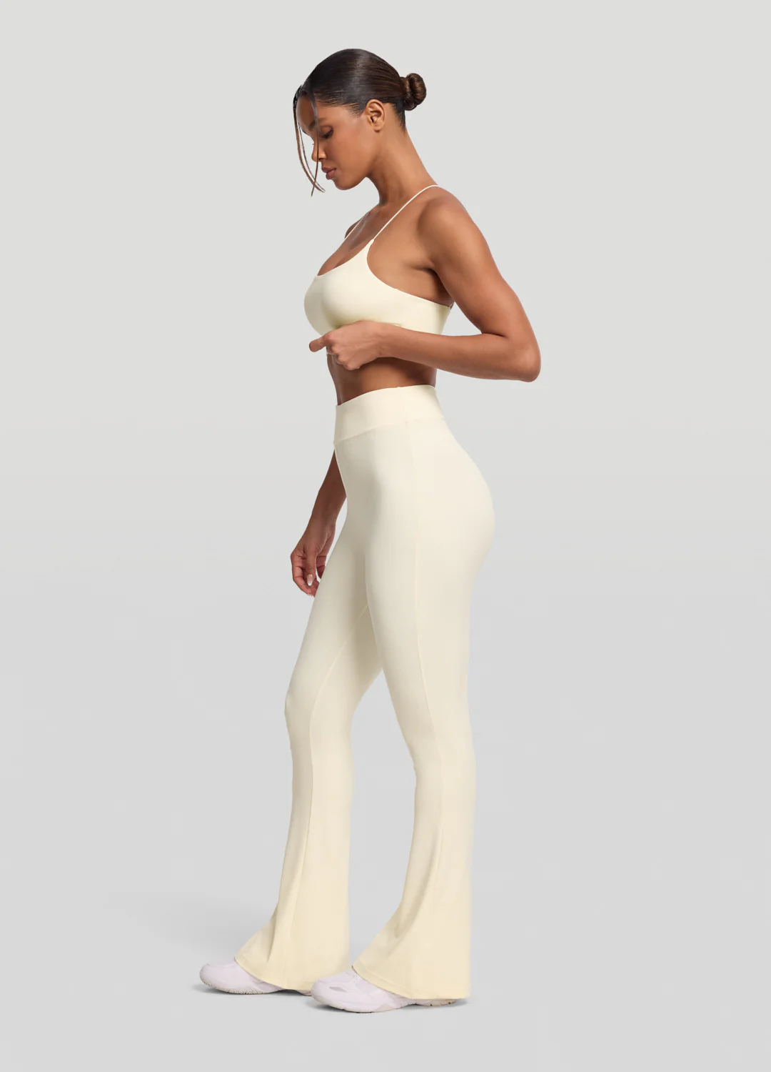 High-Waisted Flared Leggings - Image 4