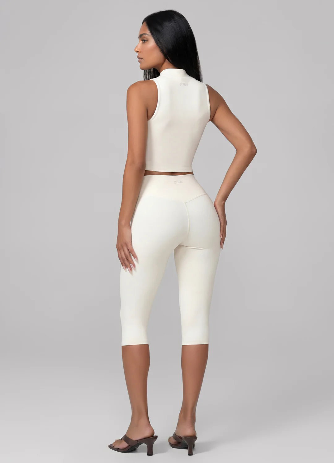 High-Waisted Sculpt Capri Leggings - Image 3