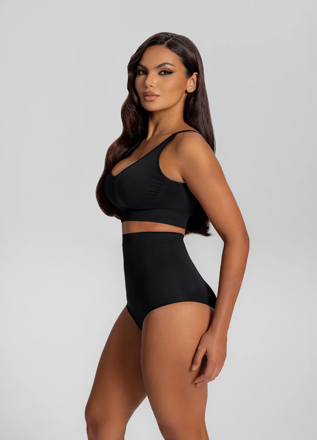 Seamless High-Waisted Tummy-Control Butt-Lifting Sculpting Briefs - Image 2