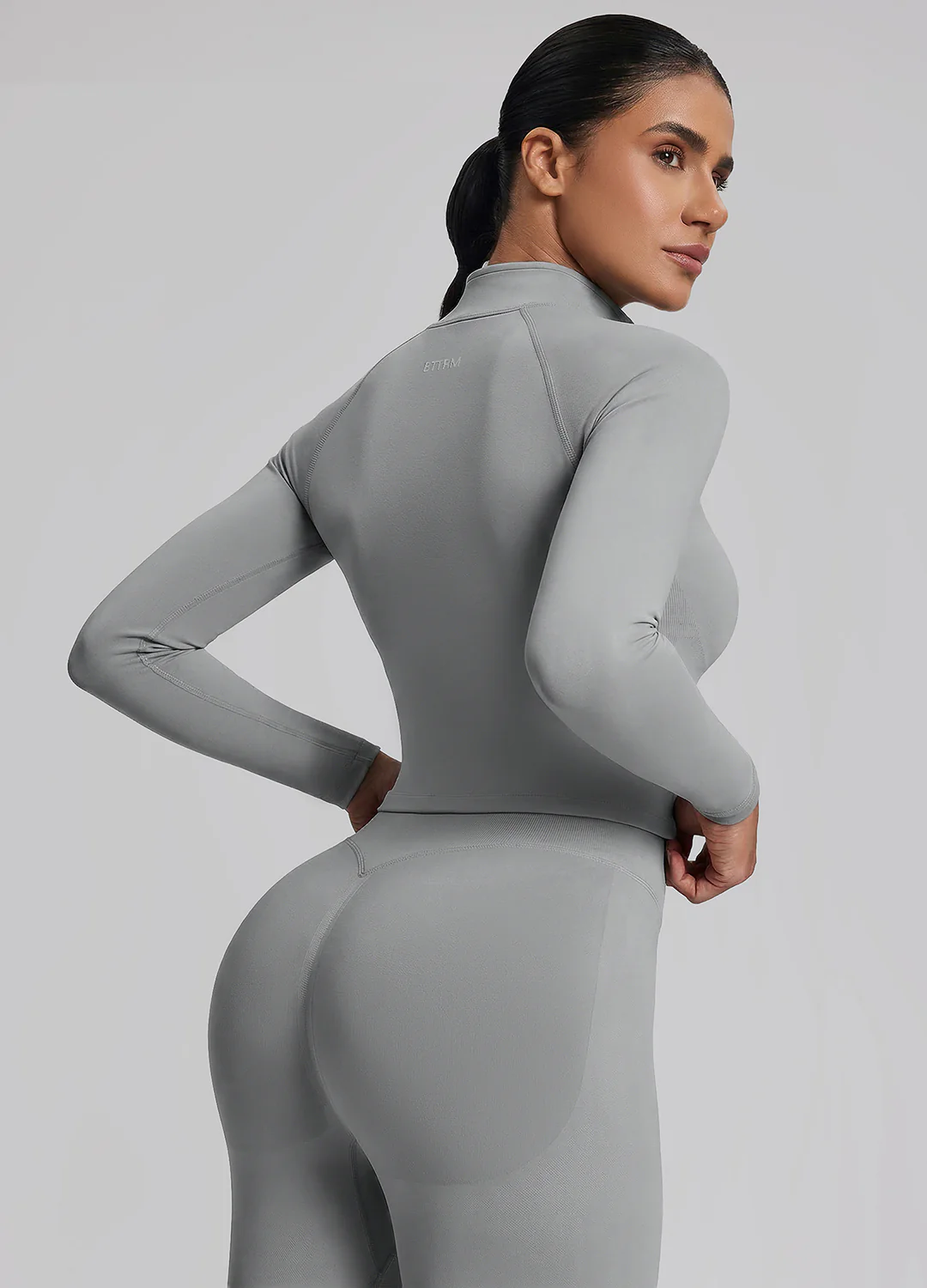 Ultrasculpt Longline Full Zipper Seamless Breathable Warm Jacket - Image 3