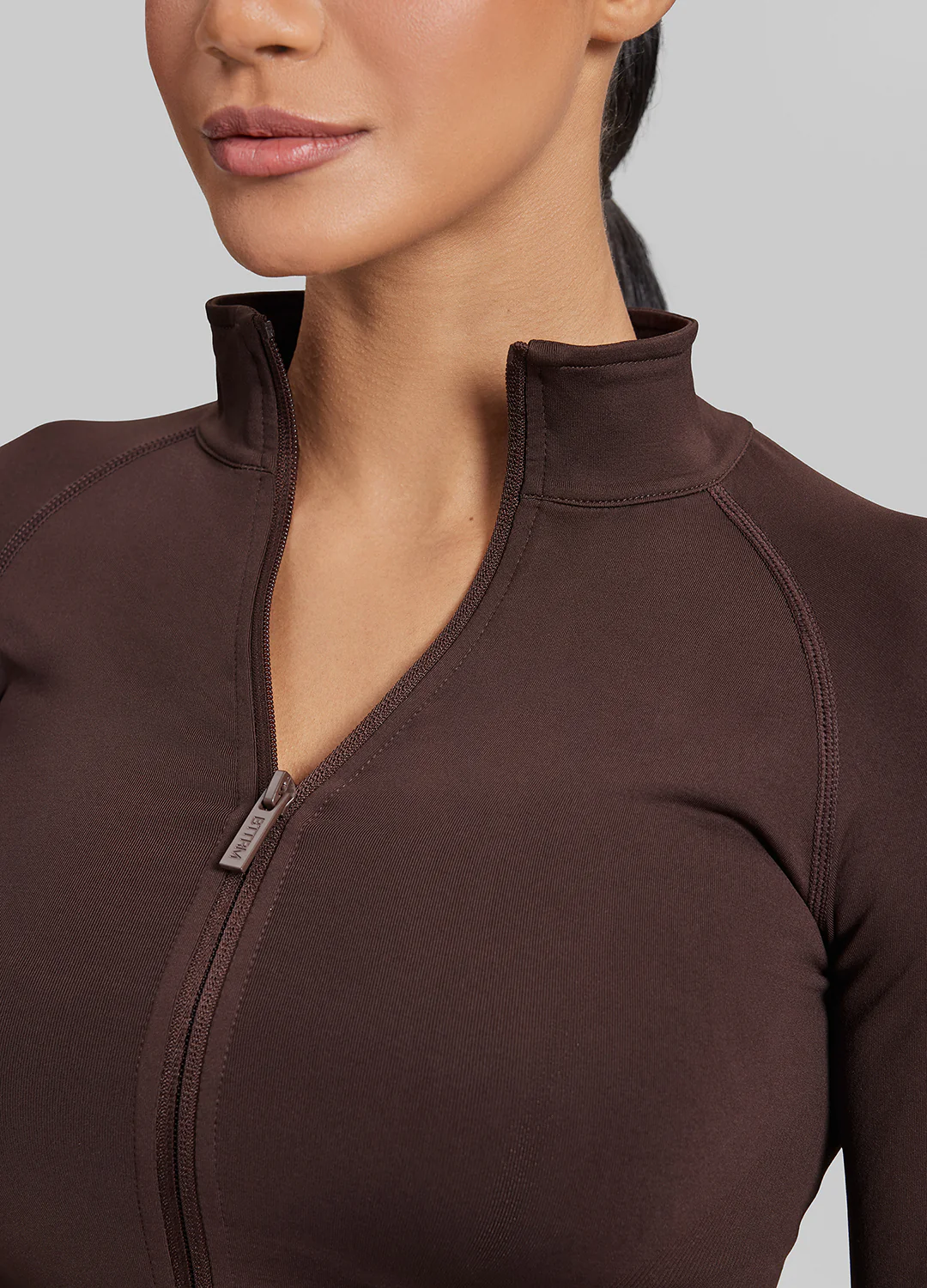 Ultrasculpt Longline Full Zipper Seamless Breathable Warm Jacket - Image 4