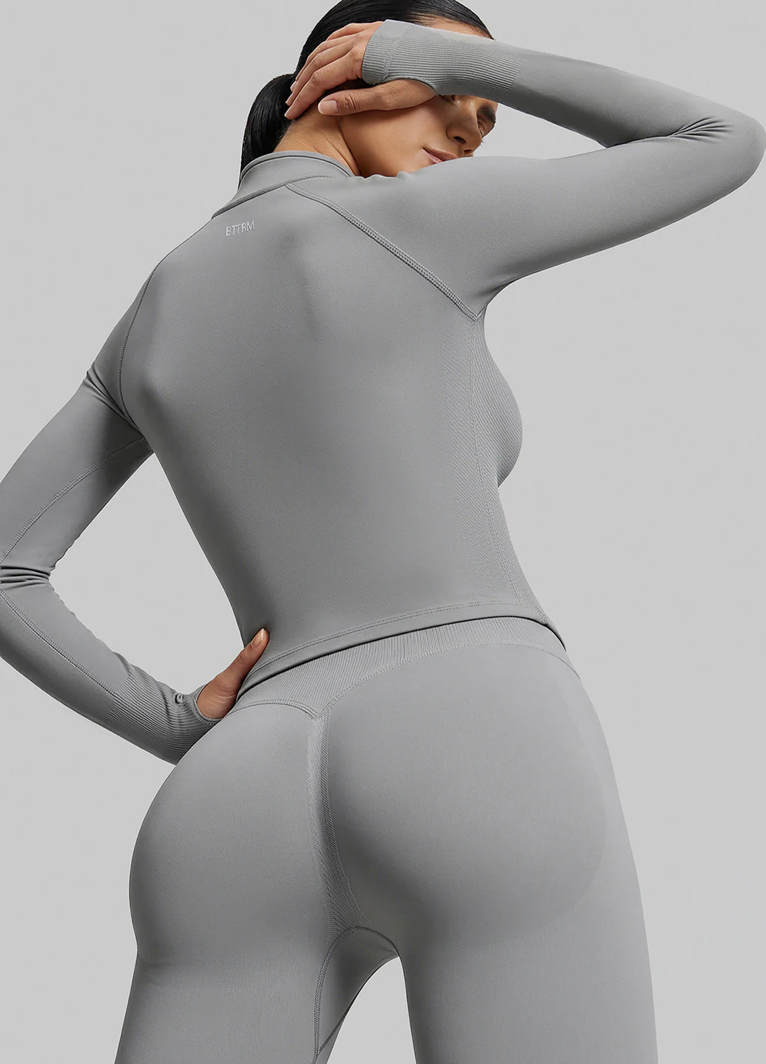 Ultrasculpt Longline Form-Fitting Seamless Thumb Hole Twill Knit Half-Zip Top - Image 3
