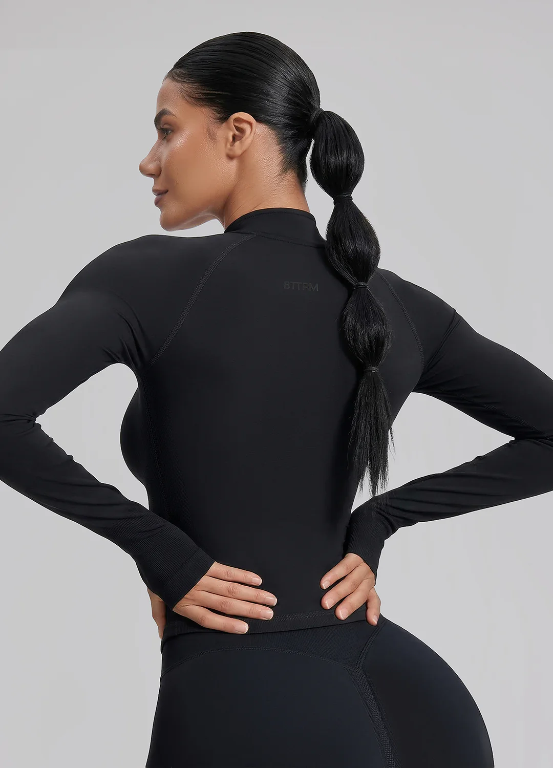 Ultrasculpt Longline Form-Fitting Seamless Thumb Hole Twill Knit Half-Zip Top - Image 2