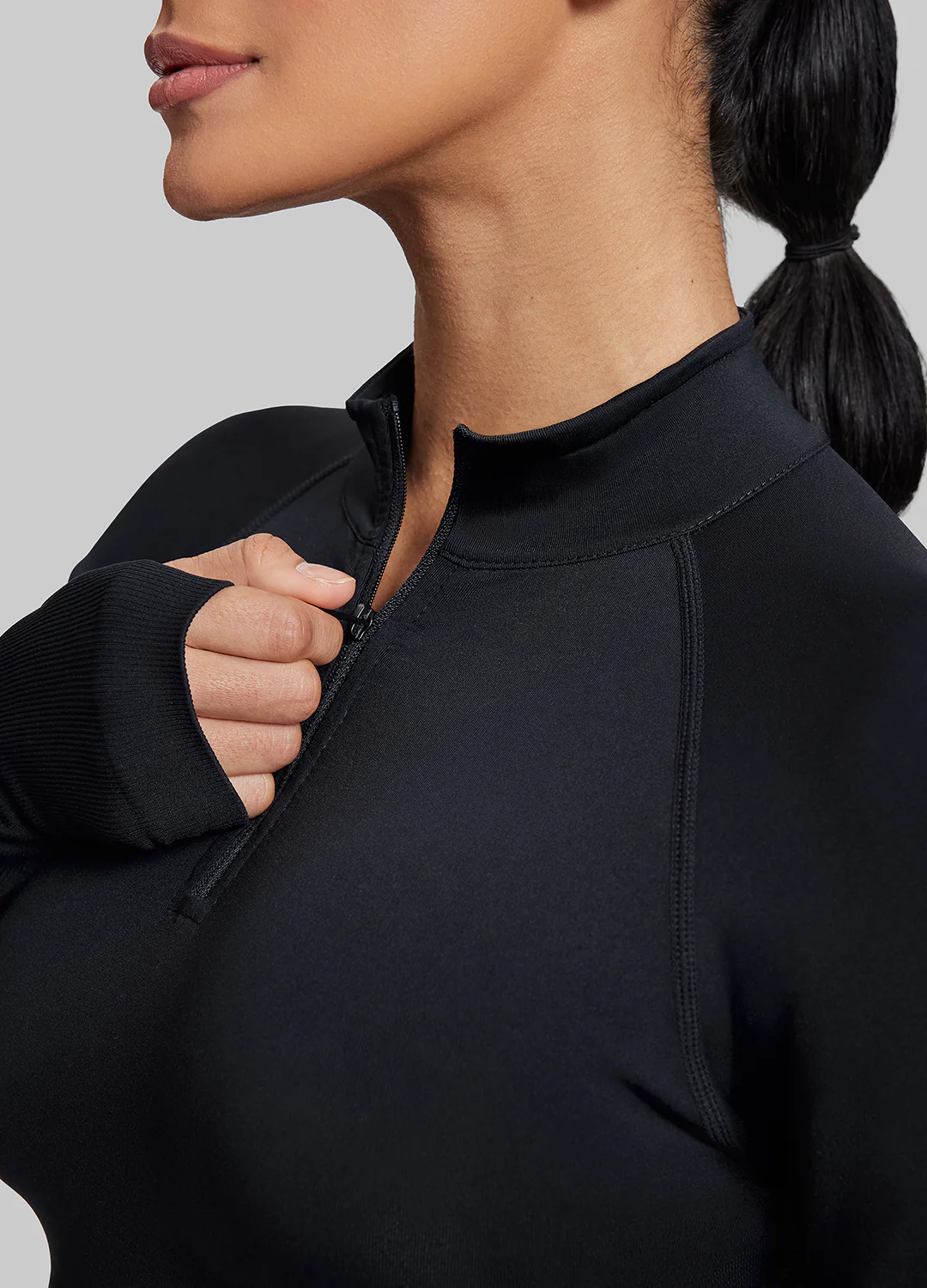 Ultrasculpt Longline Form-Fitting Seamless Thumb Hole Twill Knit Half-Zip Top - Image 4