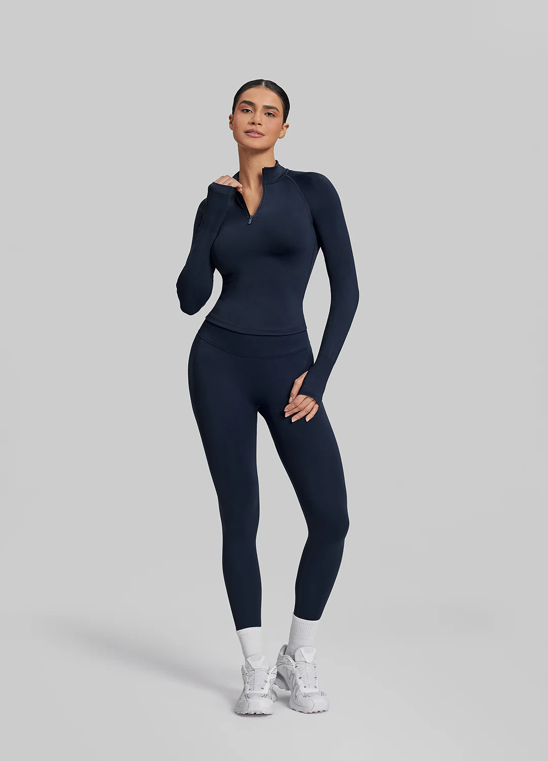 Ultrasculpt Longline Form-Fitting Seamless Thumb Hole Twill Knit Half-Zip Top - Image 5