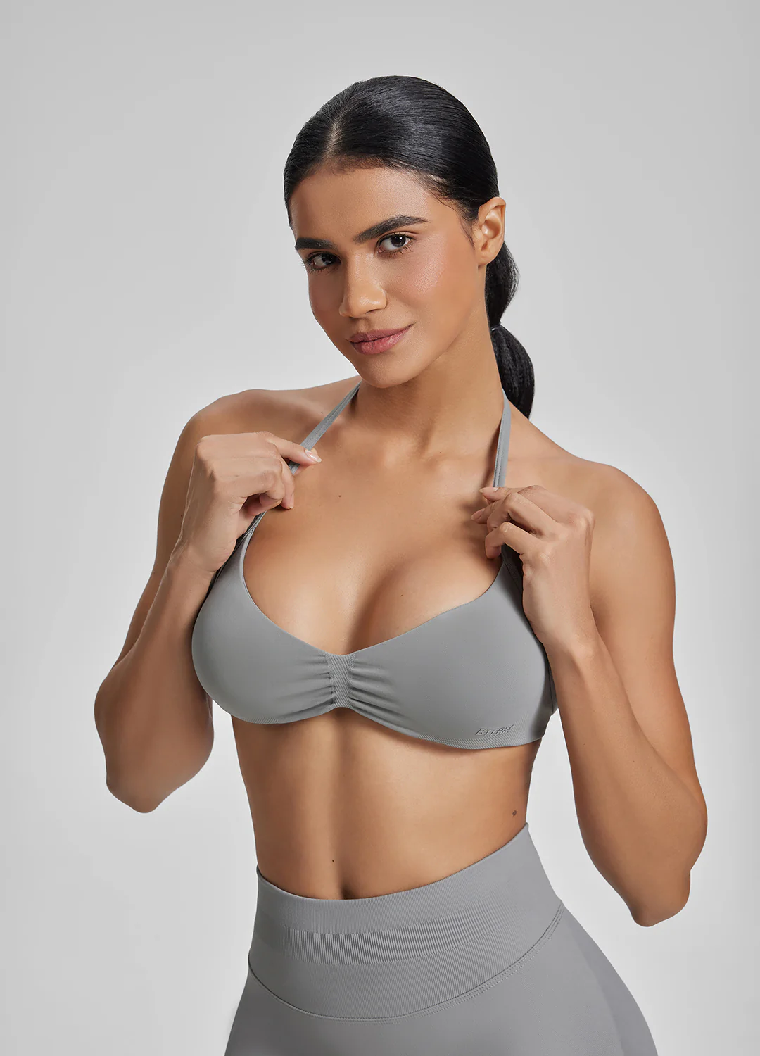 Ultrasculpt Halterneck Backless Strappy Functional Twill Knit Bra - Image 4
