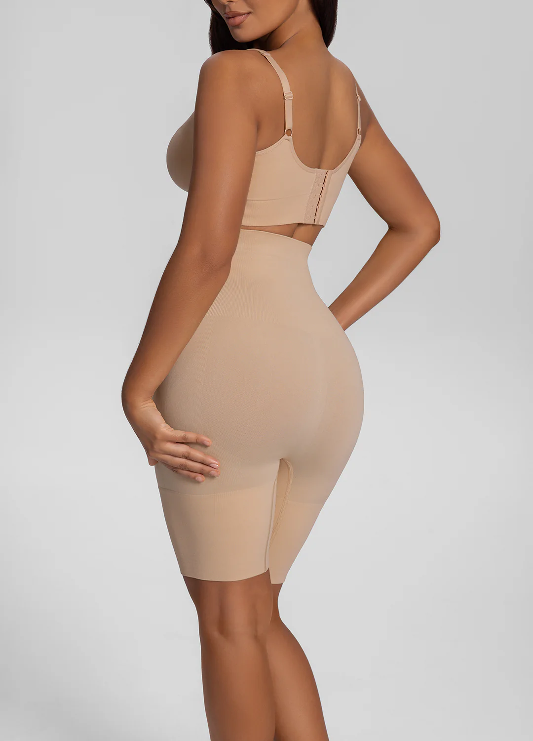 Seamless Mid-Thigh Tummy-Control Butt-Lifting Sculpting Shorts - Image 3