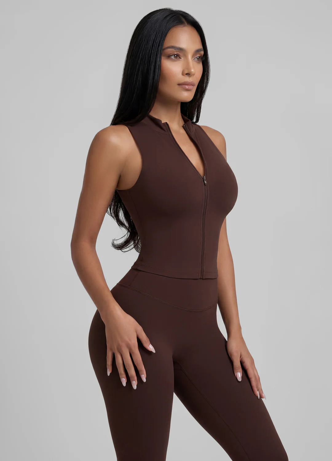 Sculpt Zip Crop Vest - Image 4