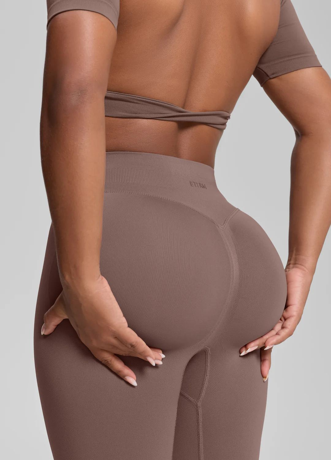 Ultrasculpt High Waisted Butt Lifting Tummy Control Shaping Training Leggings - Image 4