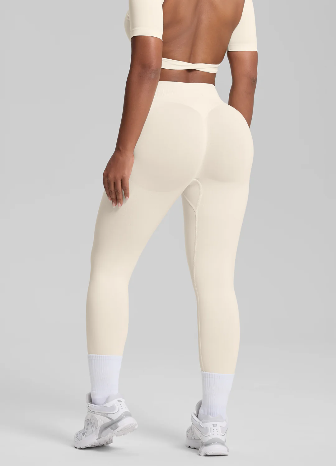 Ultrasculpt High Waisted Butt Lifting Tummy Control Shaping Training Leggings - Image 3