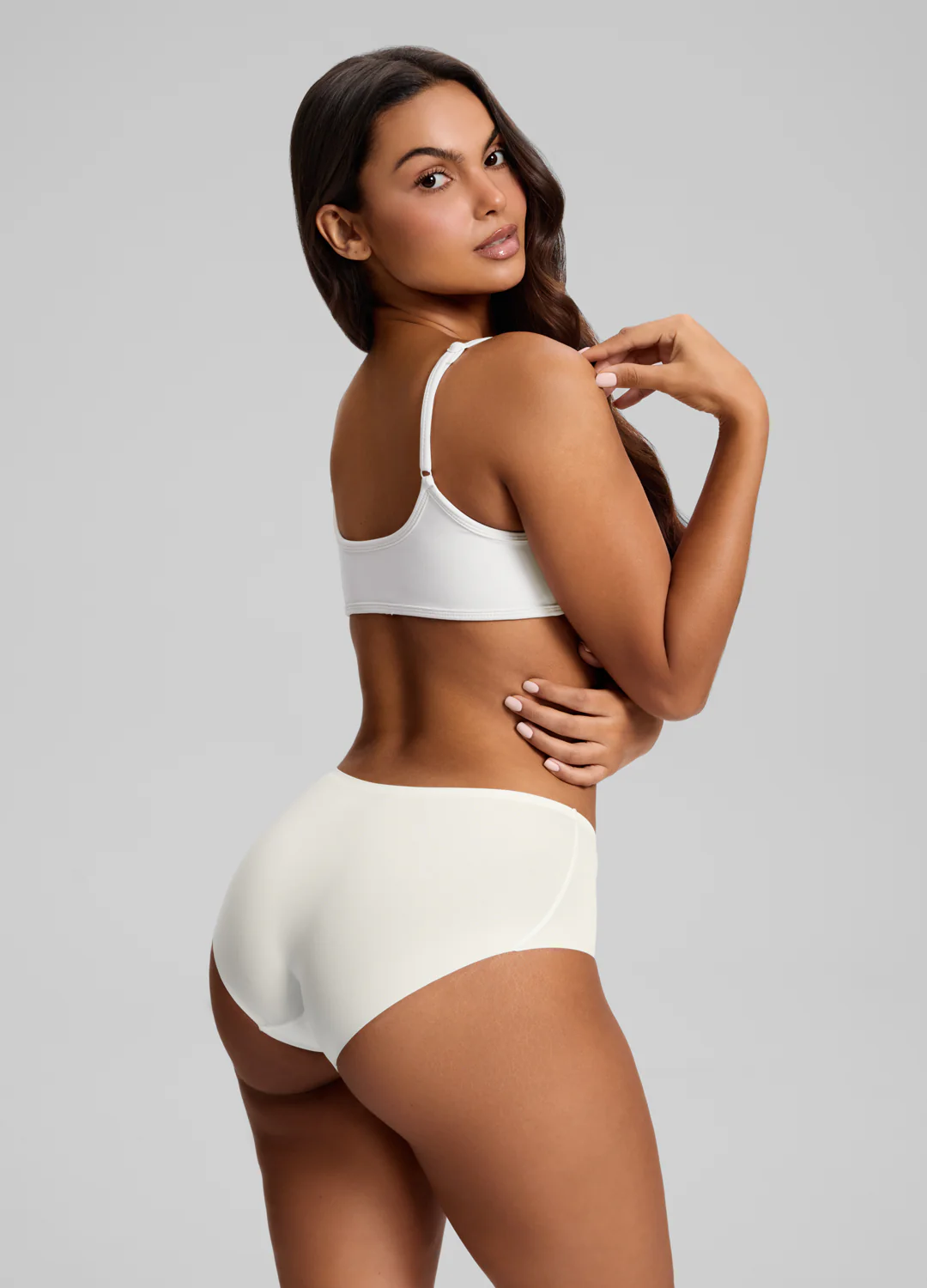 Seamless Mid-Rise Boyshort - Image 2