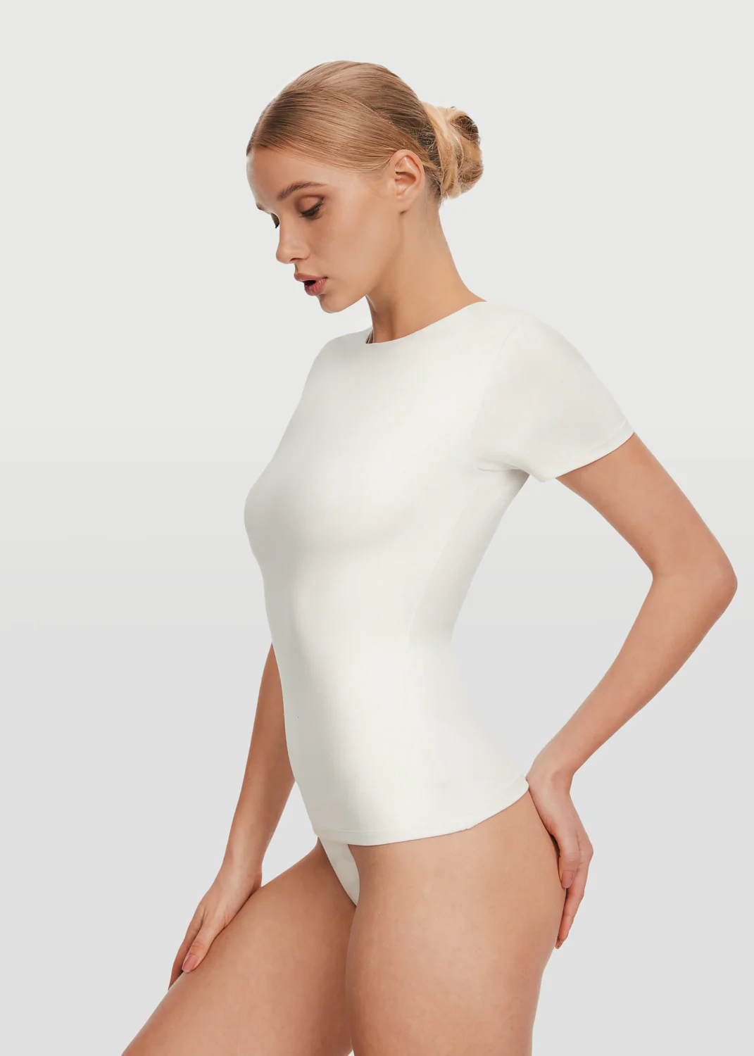 Short Sleeve Crew Neck Top - Image 2