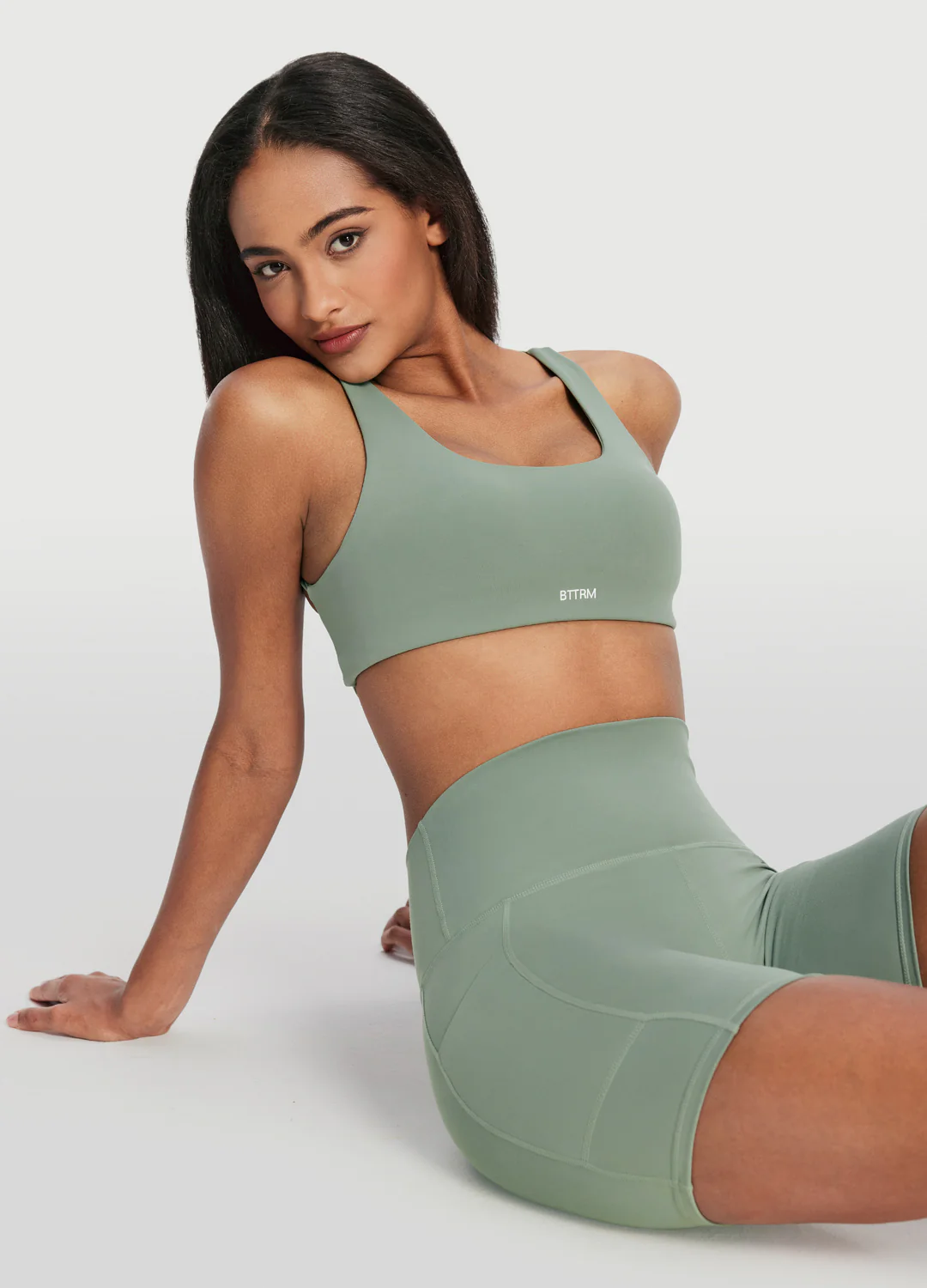 High-Waisted Side Pocket Shorts - Image 4