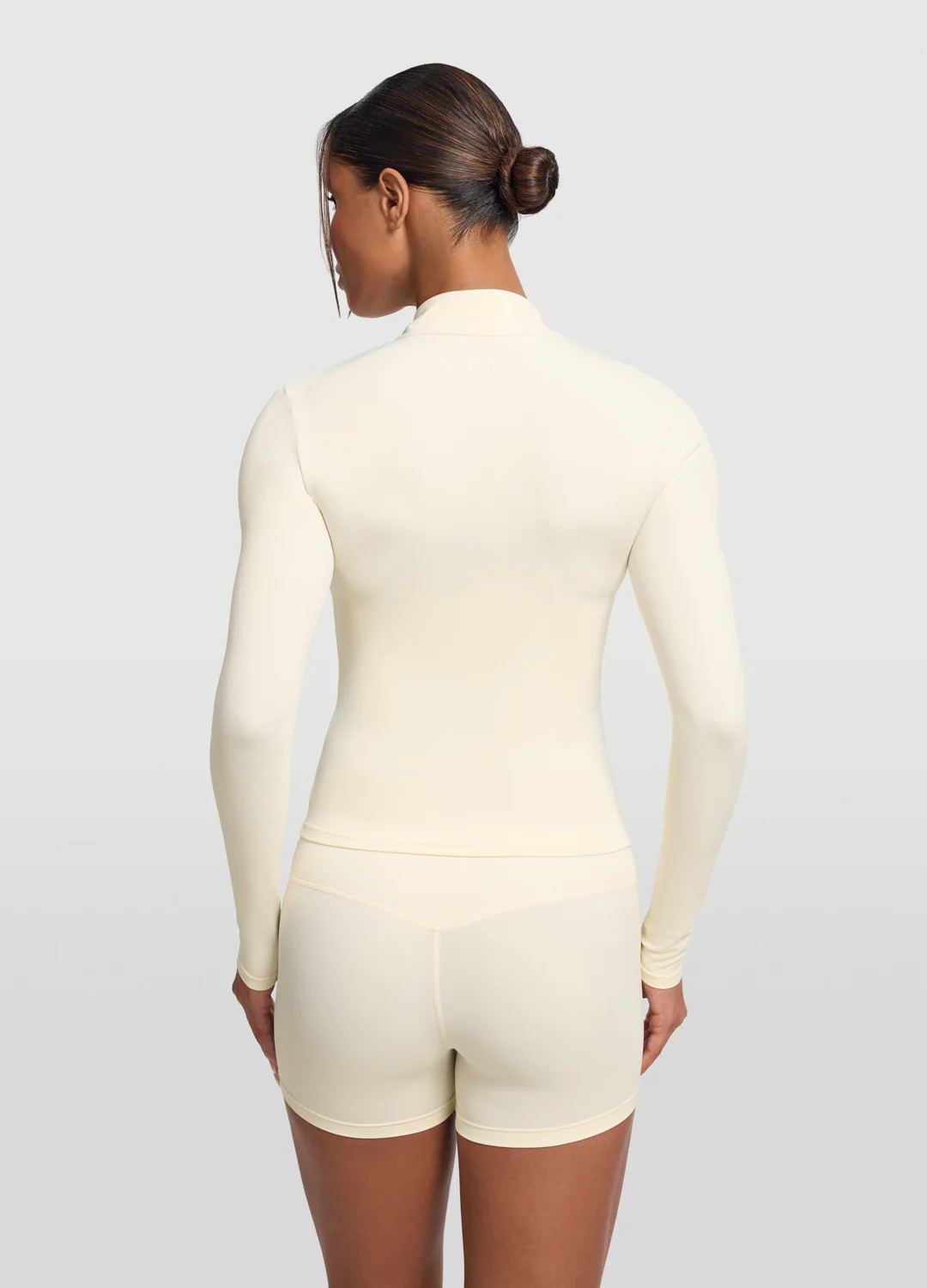 Sleek Zip-Up Long Sleeve Jacket - Image 3
