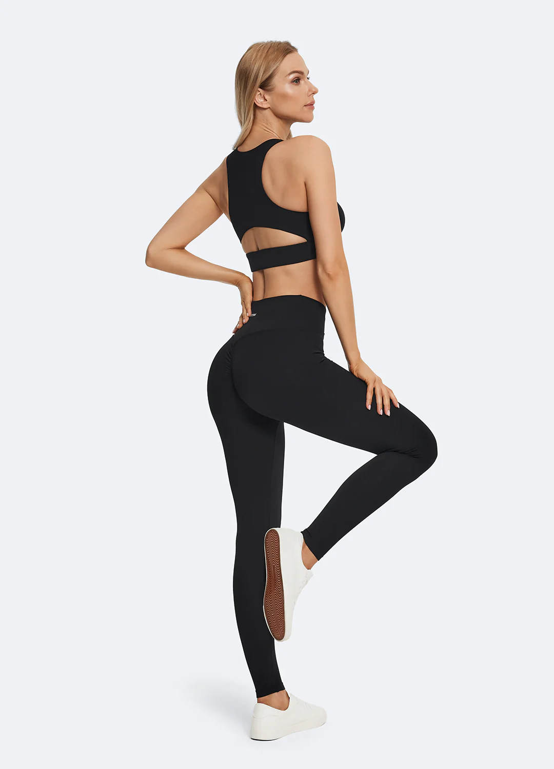 V-Cut Scrunch Leggings - Image 5