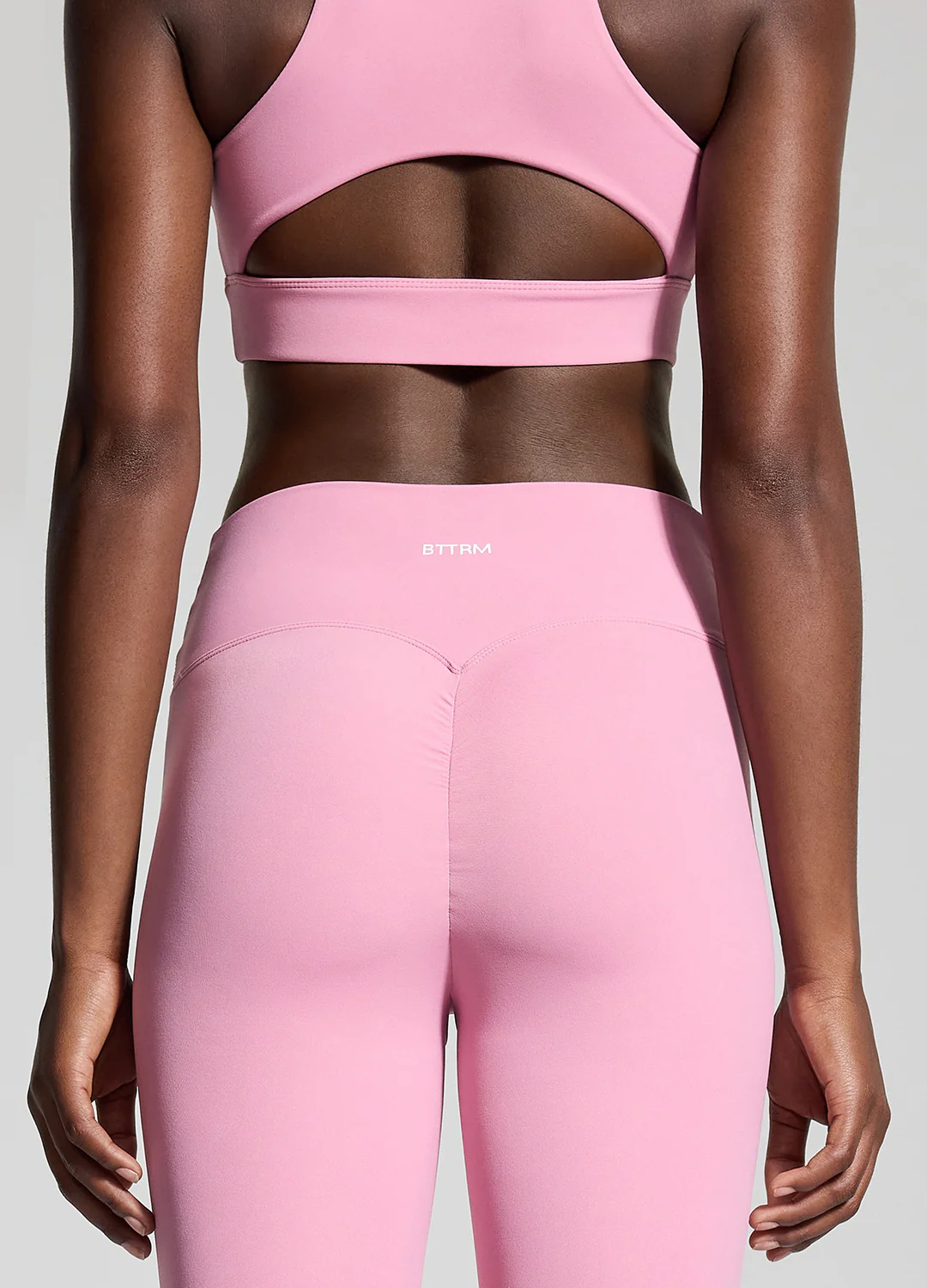 V-Cut Scrunch Leggings - Image 3