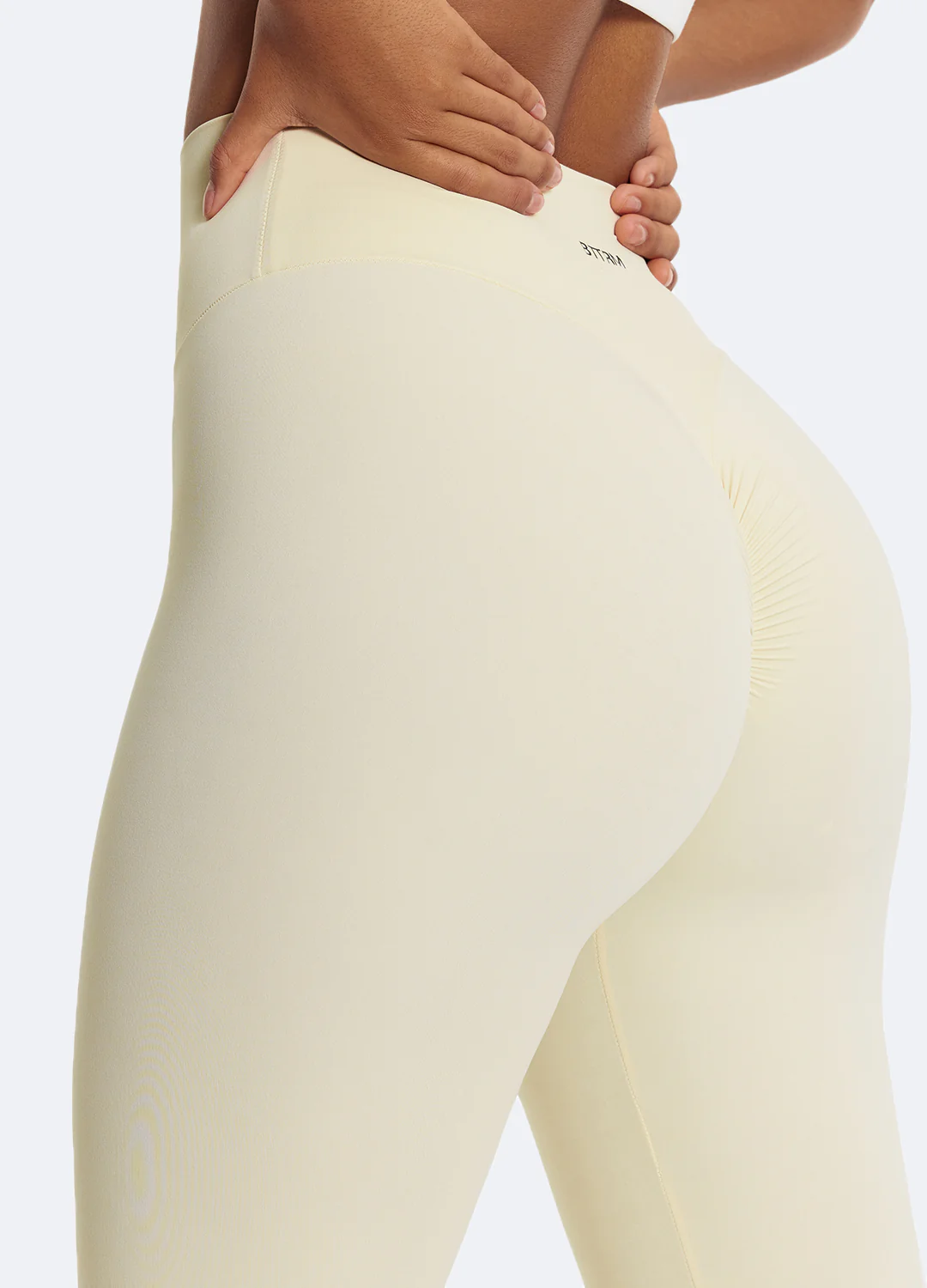 V-Seam Leggings with Push Up - Image 4
